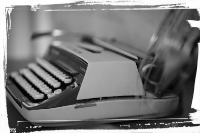typewriter-751566_1280